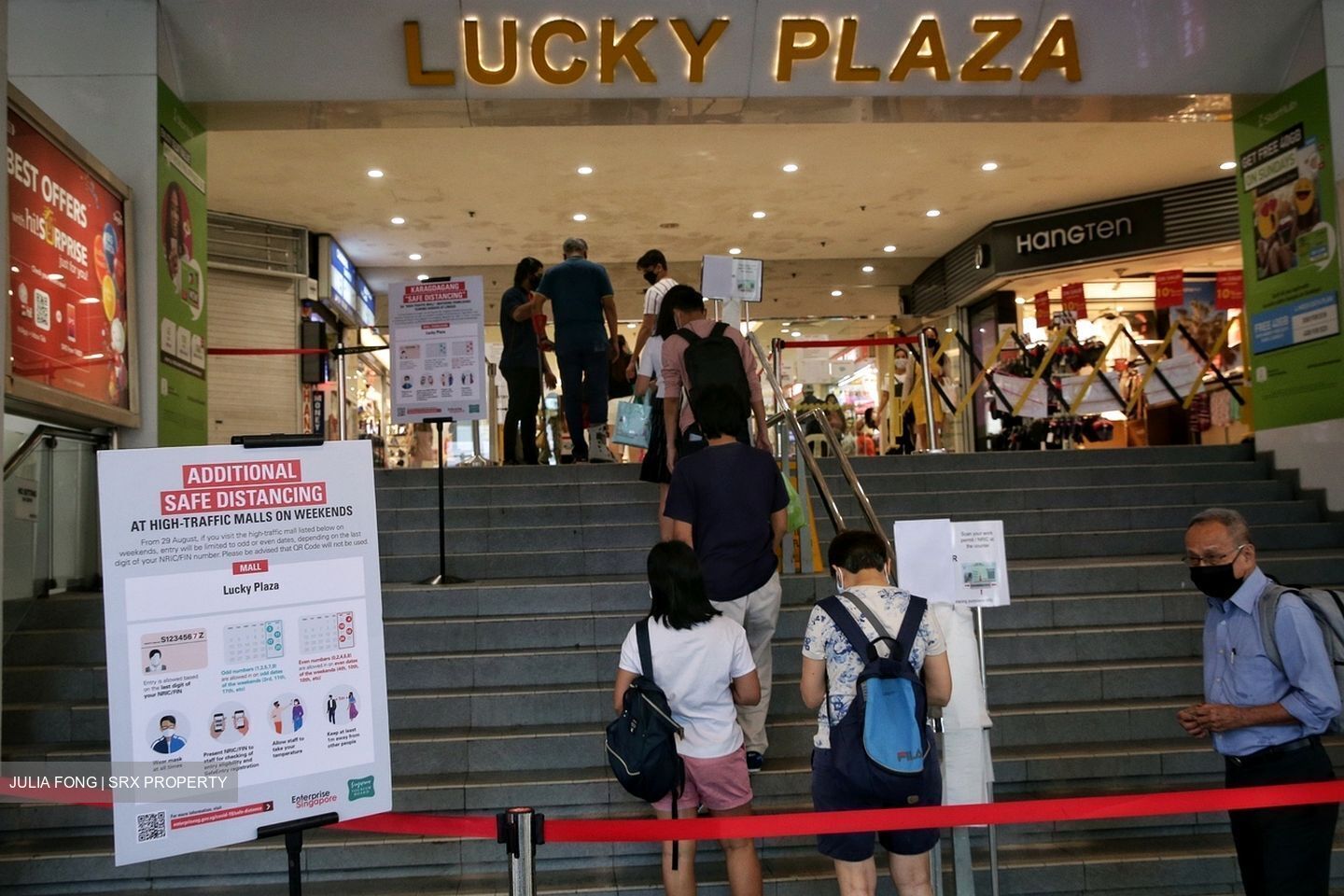Lucky Plaza (D9), Shop House #455382151